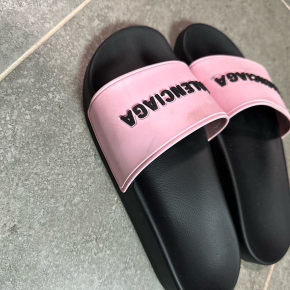 Balenciaga slides - Picture 1 of 5